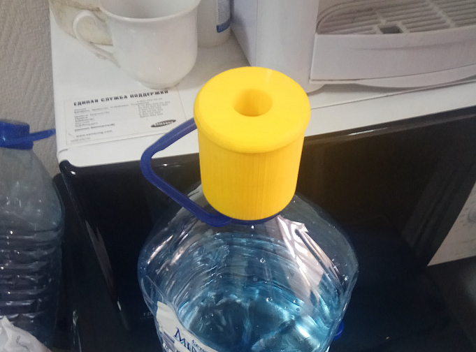 Soğutucu için 5 litrelik şişe adaptörü (Plastik Aparattır!!!)