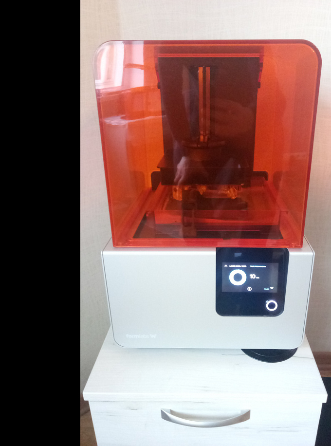 Продам 3д принтер SLA Form2 (Formlabs)