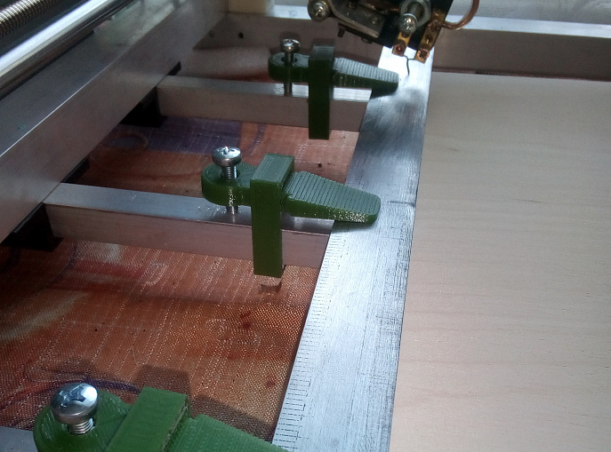 Kelepçe (Plastik Aparattır!!!)