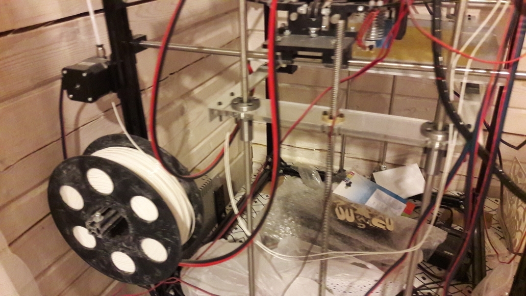 Продам flsun cube c несколькими головами + катушки пластика