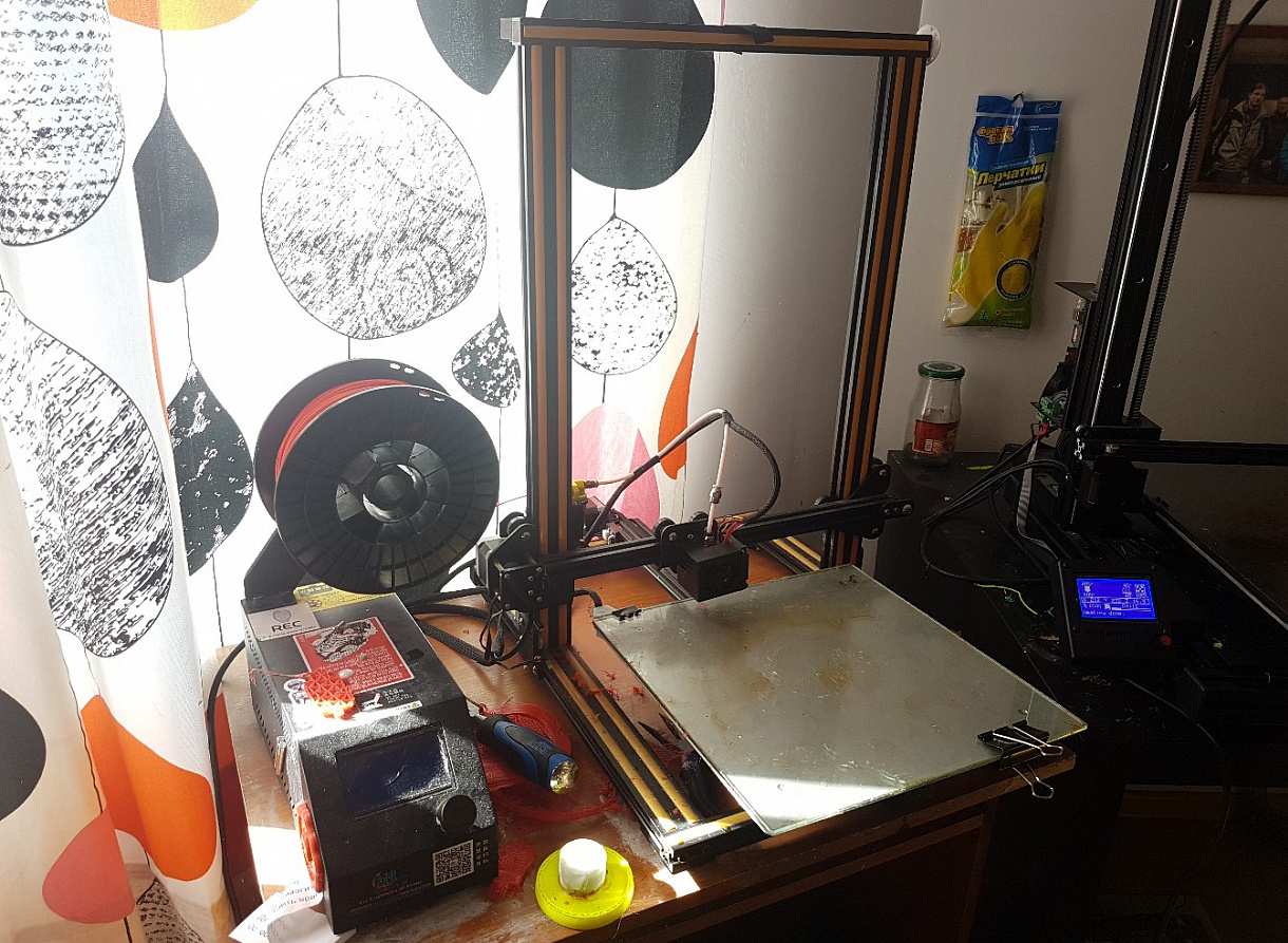 Продам Creality3D cr-10