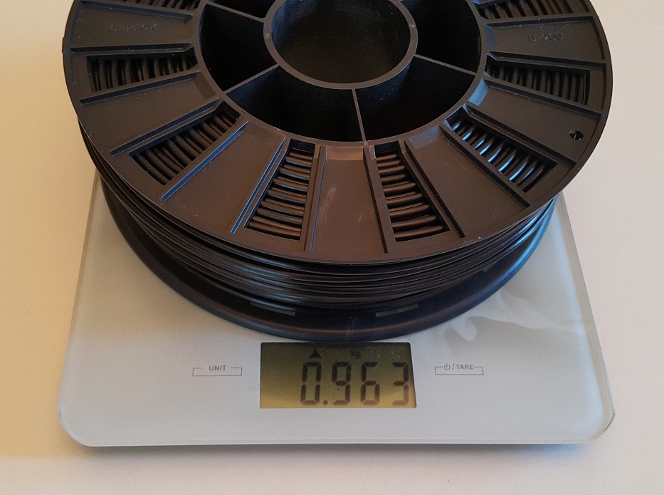 Продам черный ABS FDPlast 3мм