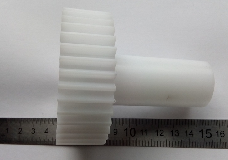 Шестерня для мясорубки Binatone MGR-3040