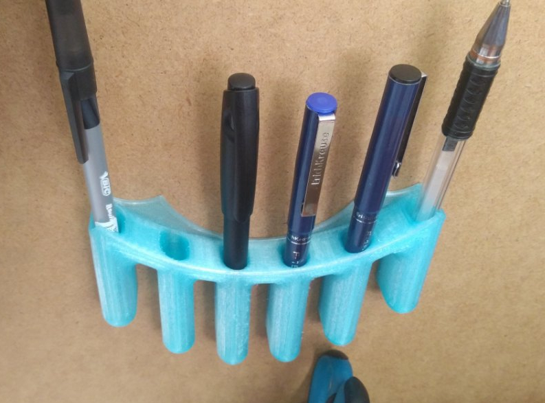 Duvar kalemi düzenleyici (Plastik Aparattır!!!)