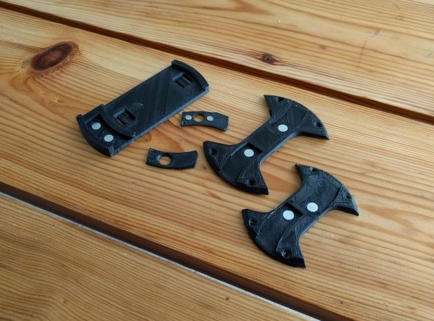 Değiştirilebilir Lens Kapağı Tutucu (Plastik Aparattır!!!)