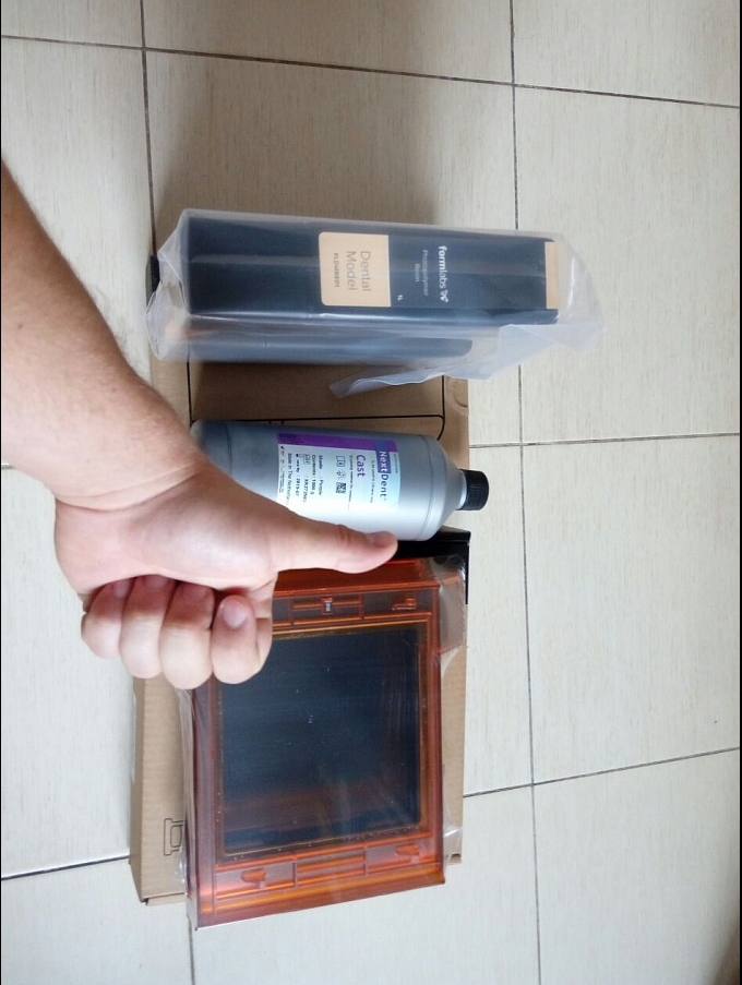 Продам полимеры для Form 2 (Clear, Gray, White, Black) и ванночки