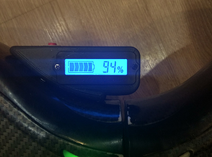 uçan kaykay pil şarj göstergesi (Plastik Aparattır!!!)