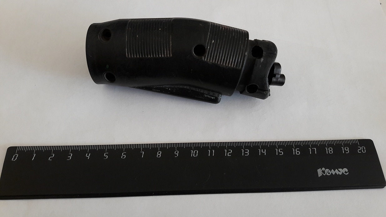 Создать модель и напечатать 2 экземпляра