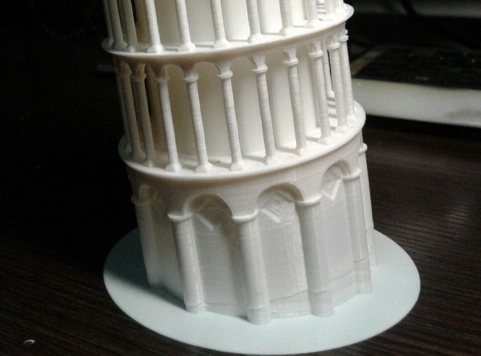 Eğik Pisa Kulesi (kulplar için cam) (Plastik Aparattır!!!)
