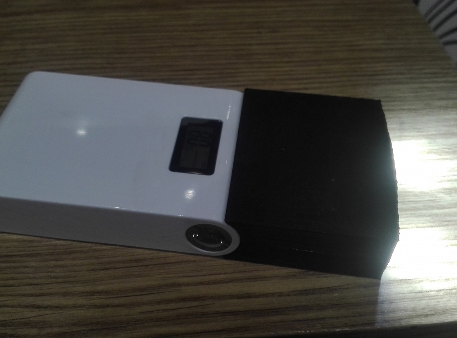 Powerbank için el feneri eklentisi (Plastik Aparattır!!!)