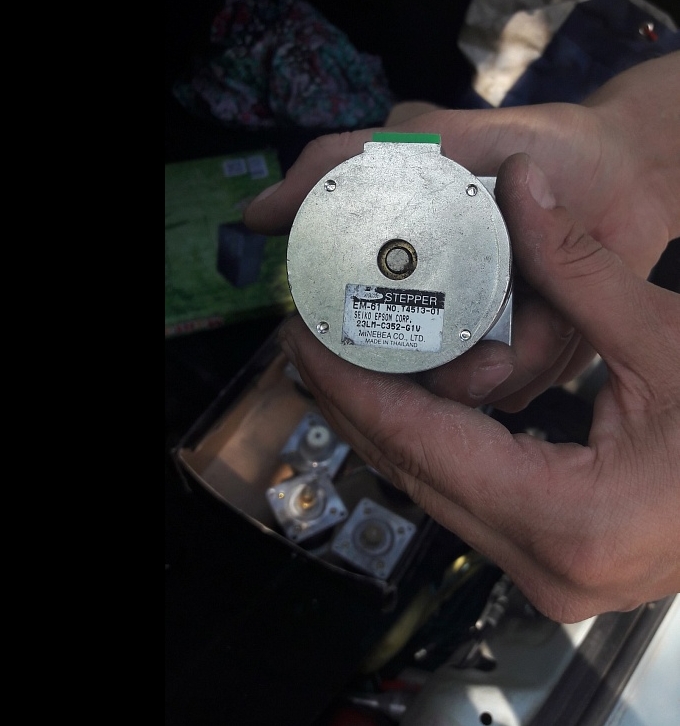 Продам шаговые  minebea 23lm c352 g1v