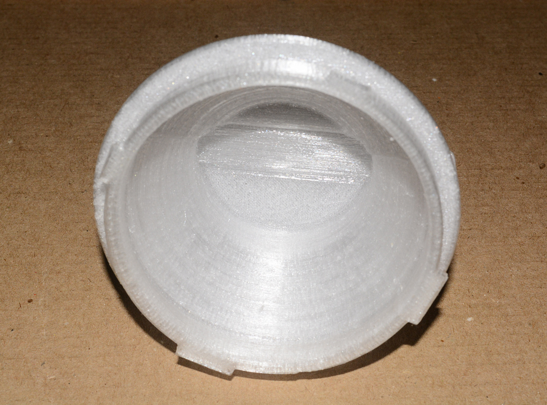 Peugeot 4007'nin far kapağı (bagaj) (Plastik Aparattır!!!)