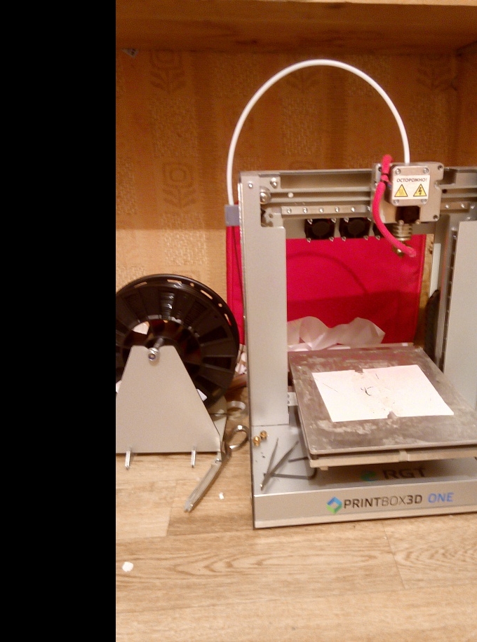 Printbox 3d one + пластик СРОЧНО!!!