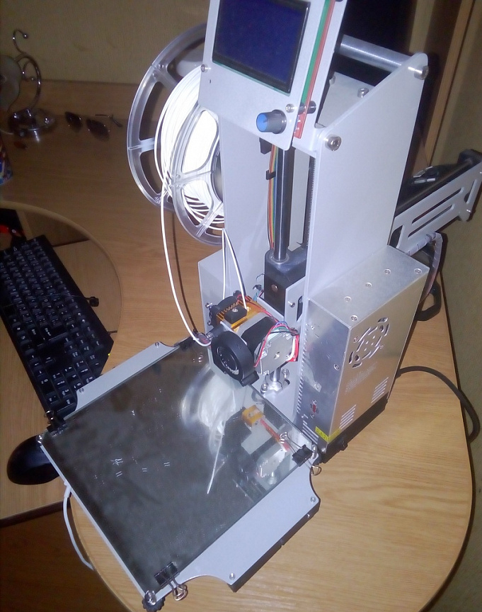 Продам 3д принтер