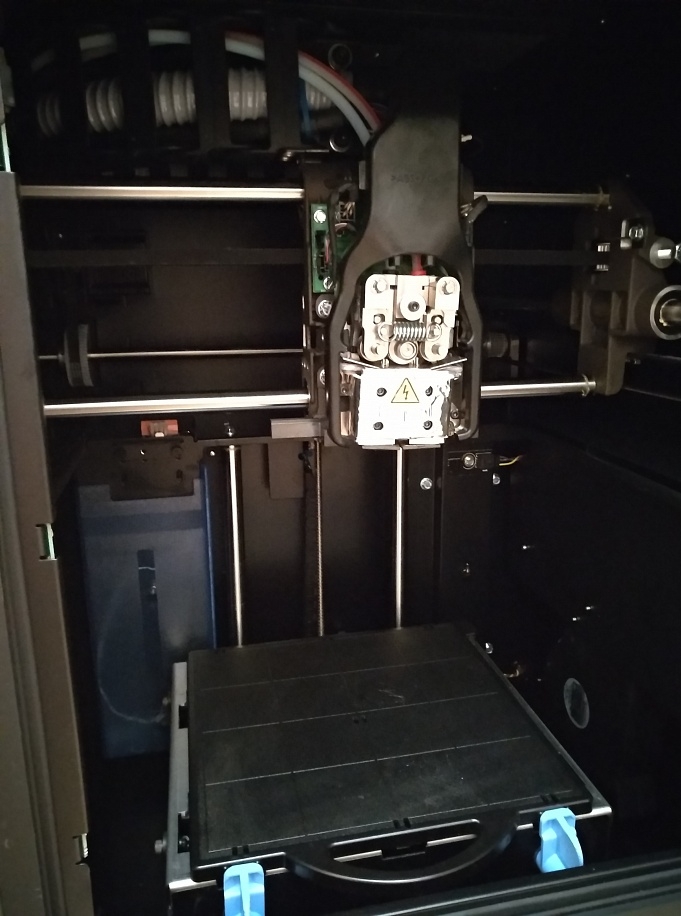 Продам супер принтер Stratasys uPrint SE Plus Продам супер принтер Stratasys uPrint SE Plus