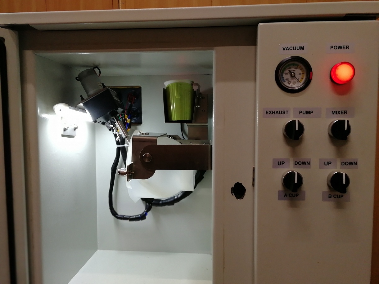 Вакуумная литьевая машина HVC-M