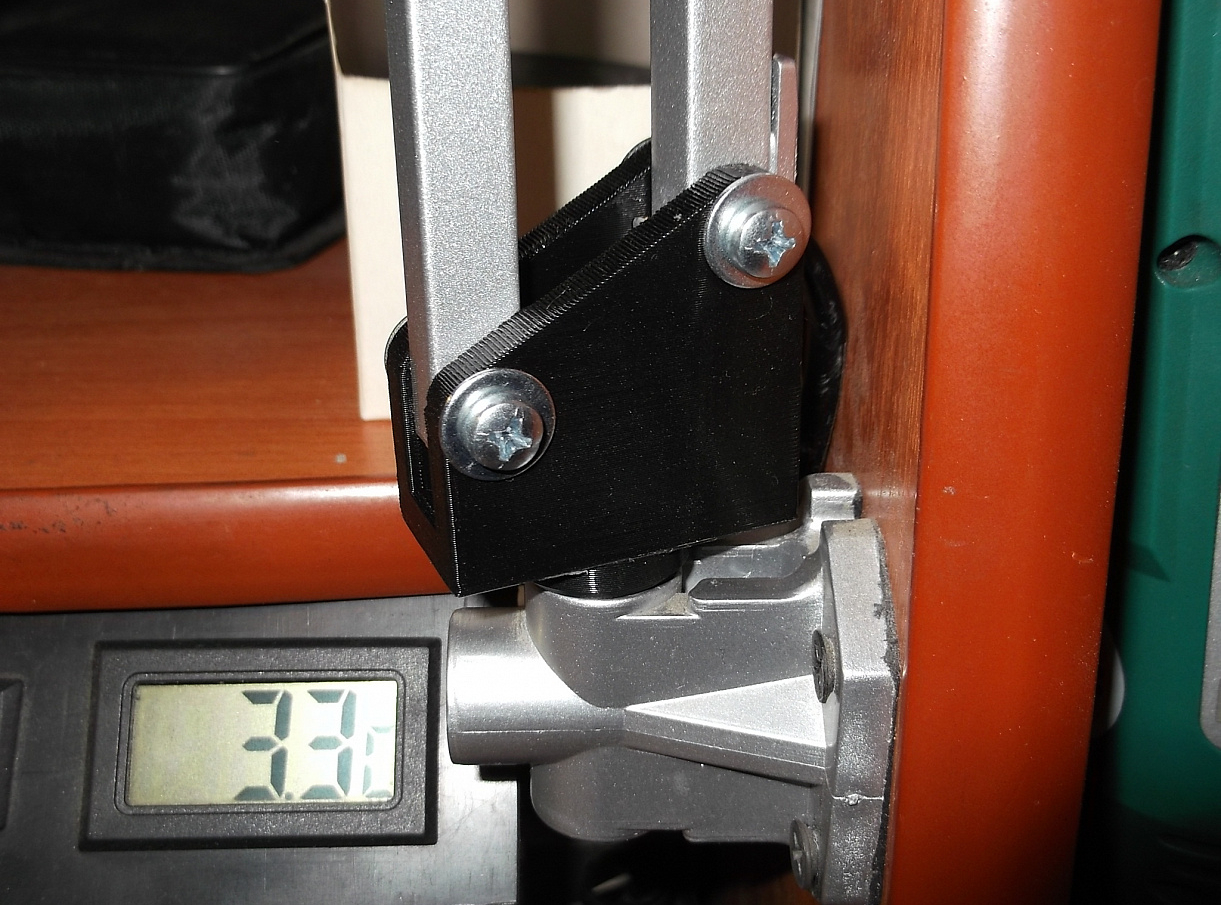 Camelion KD-017C C03 lamba için braket (Plastik Aparattır!!!)