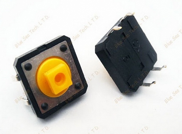 Testere, kürek, alet montajı (kesme) için sap. 3/4 tüp uygun. (Plastik Aparattır!!!)