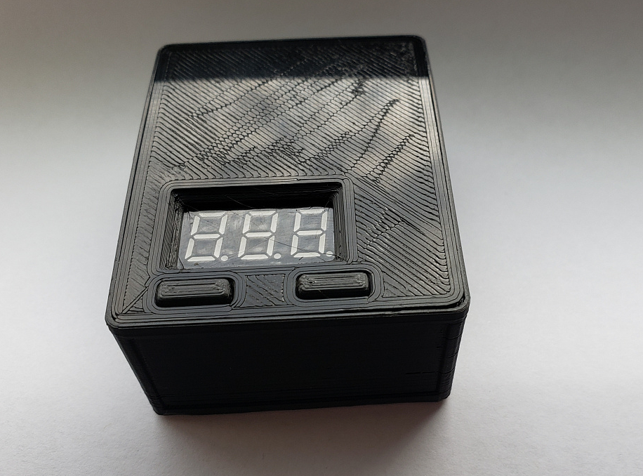 Çin'den DC kartı 12v için muhafaza (Plastik Aparattır!!!)