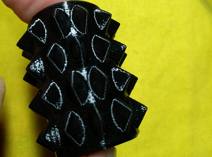 Kediler için masaj aleti (Plastik Aparattır!!!)