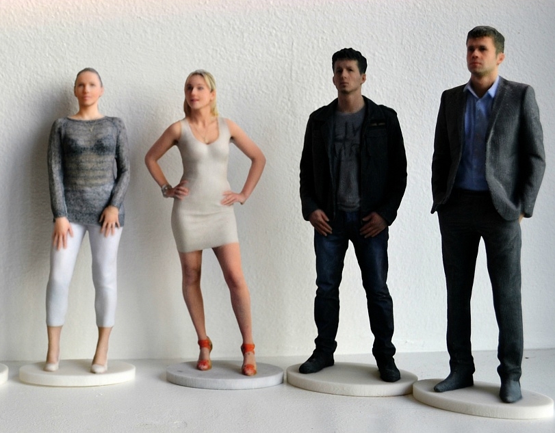 Нужен моделлер для моделирования людей и бюстов