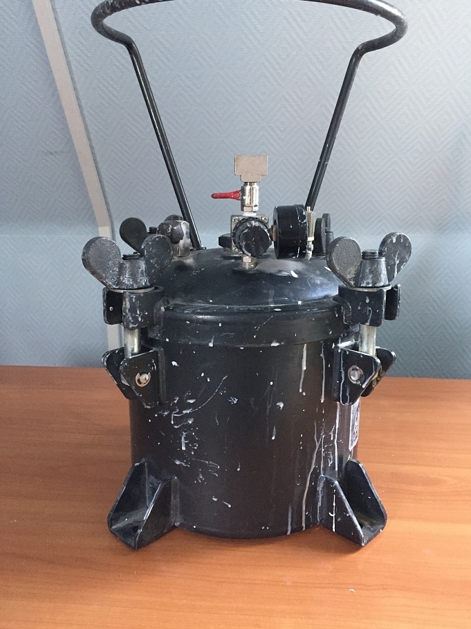 Продаю оборудование для вакуумного литья в силиконовые формы