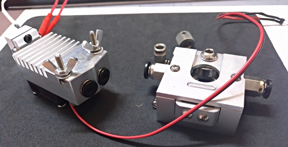 Продам 2 в 1 хотенд + экструдер бульдог