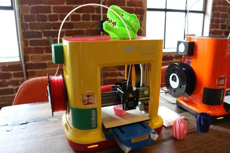 Продам принтер . Новый ! Достался по акции . Для начинающего пользолвателя . 