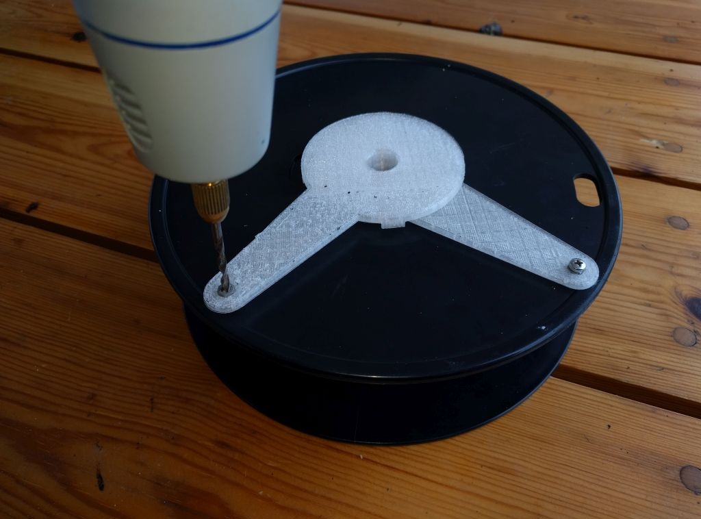 Makara düzenleyici için üniversal iletken (Plastik Aparattır!!!)