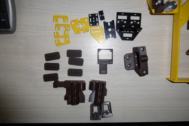 Продаю стальную раму Prusa i3 + дополнительные части