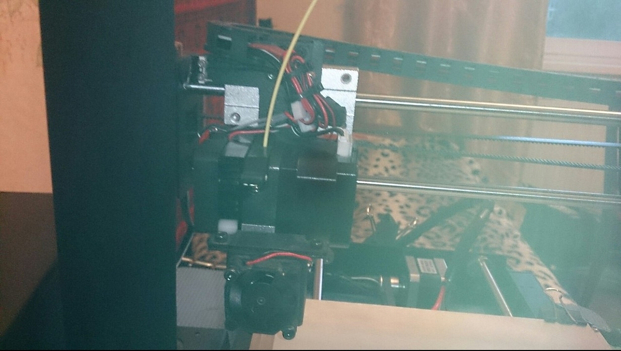 Продам свежий Wanhao duplicator i3 Продам свежий Wanhao duplicator i3