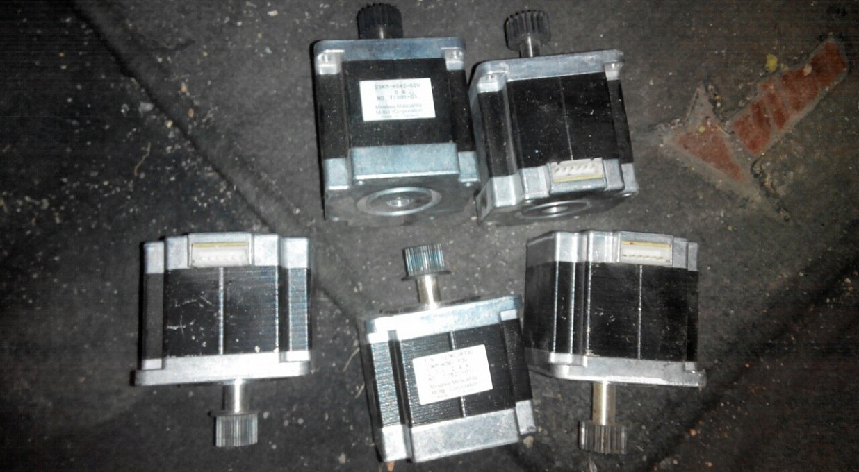 Продам шаговые двигатели MINEBEA 23