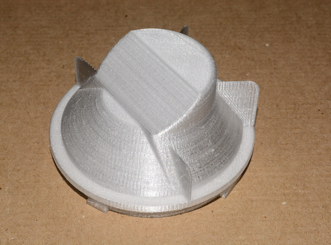 Peugeot 4007'nin far kapağı (bagaj) (Plastik Aparattır!!!)