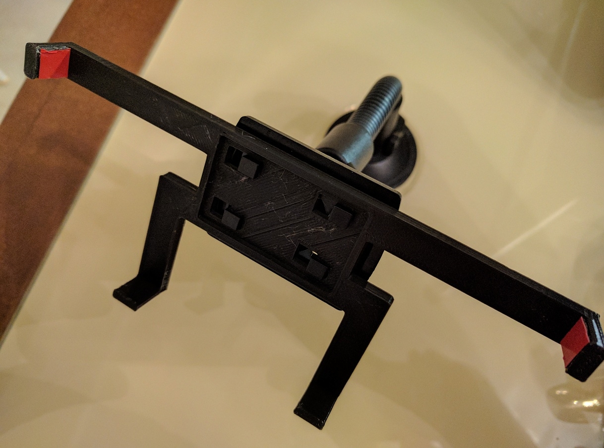 Nexus 6P araç tutucusu (Plastik Aparattır!!!)