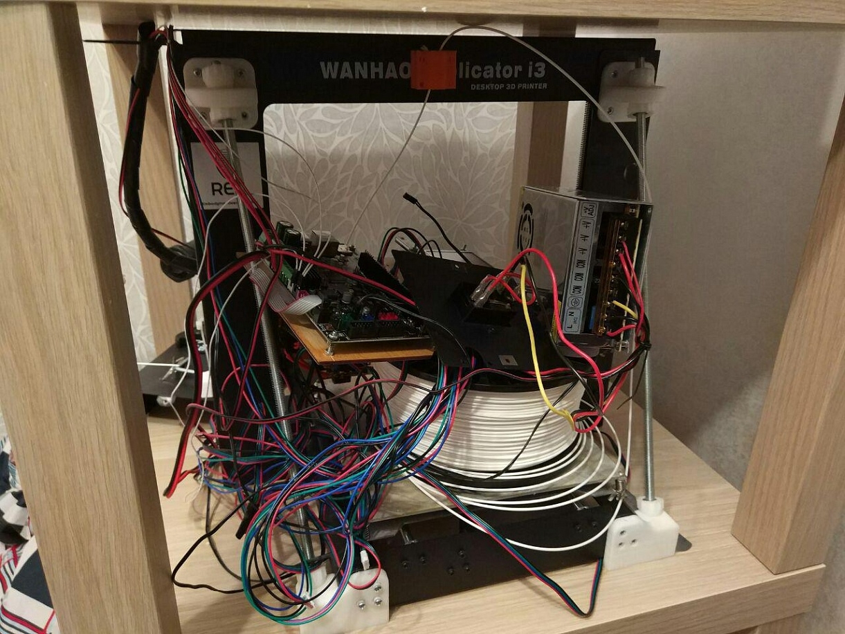 Продам Wanhao i3 на запчасти