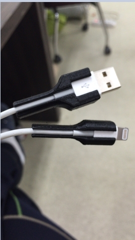 iPhone 6 için kablo koruyucusu (Plastik Aparattır!!!)