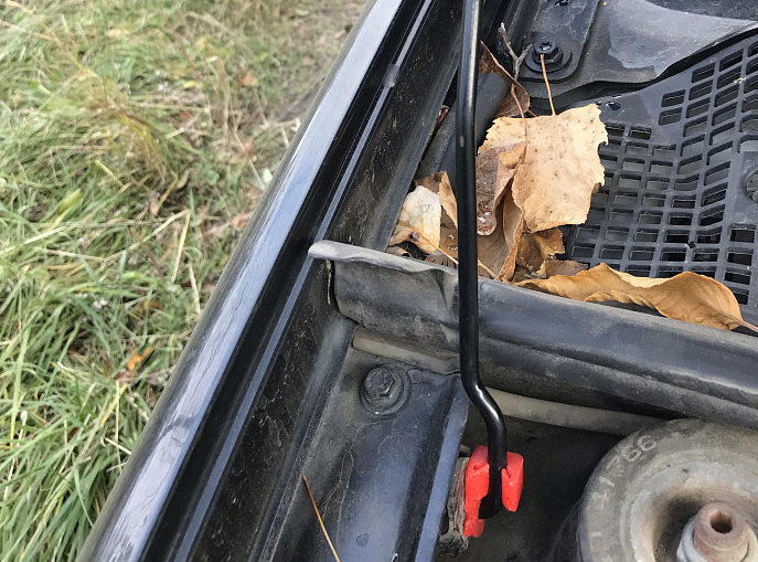 Reno Sandero kaput durdurma klipsi (Plastik Aparattır!!!)