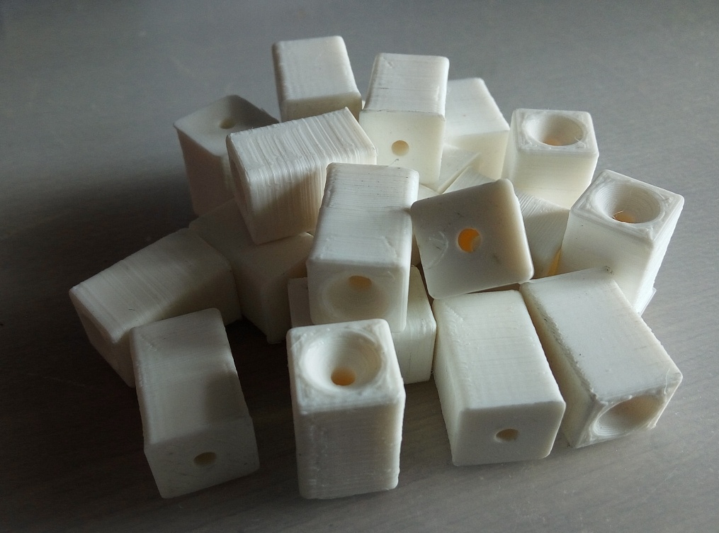 Duvara montaj için 1/2" soket tutucu (Plastik Aparattır!!!)