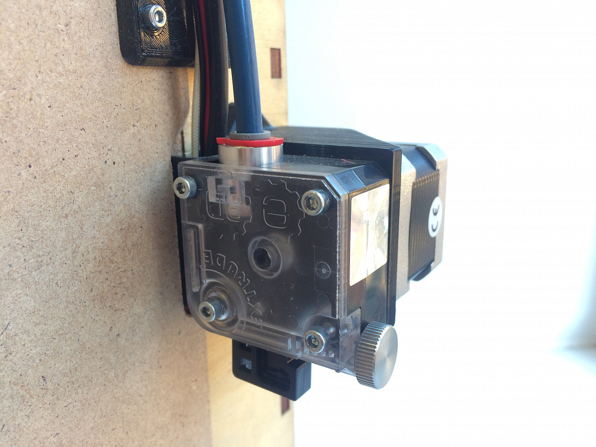 Продам Ultimaker Original + E3D Titan + E3D V6