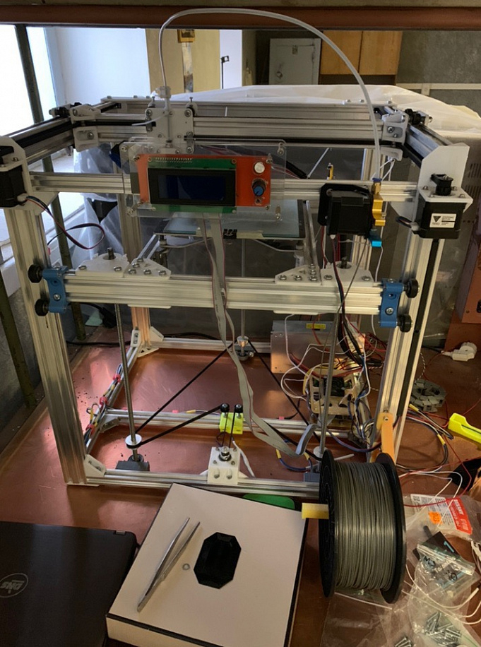 Продам 3д принтер CoreXY на металлическом профиле