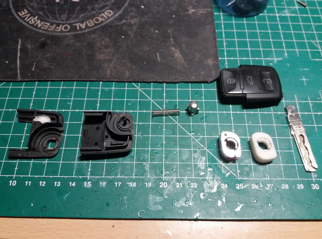 VW katlanır anahtar girişi (Plastik Aparattır!!!)