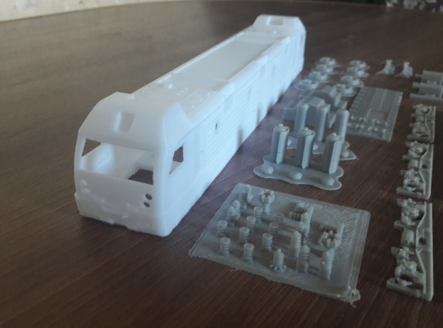 Электровоз ЭП1М