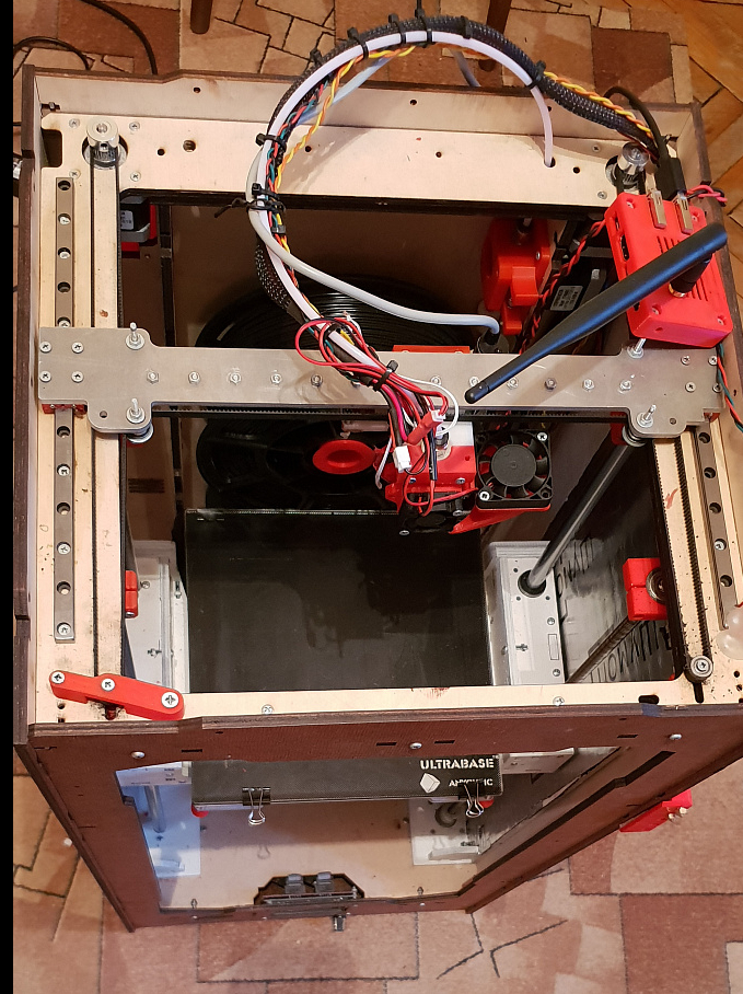 3d принтер 3-Bolt с областью печати 220х220х530