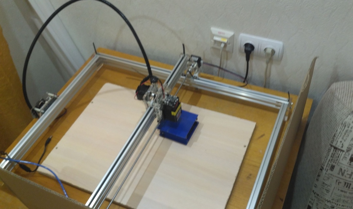 Продам лазерный гравер мощностью 7W с рабочим полем 50x65 см  