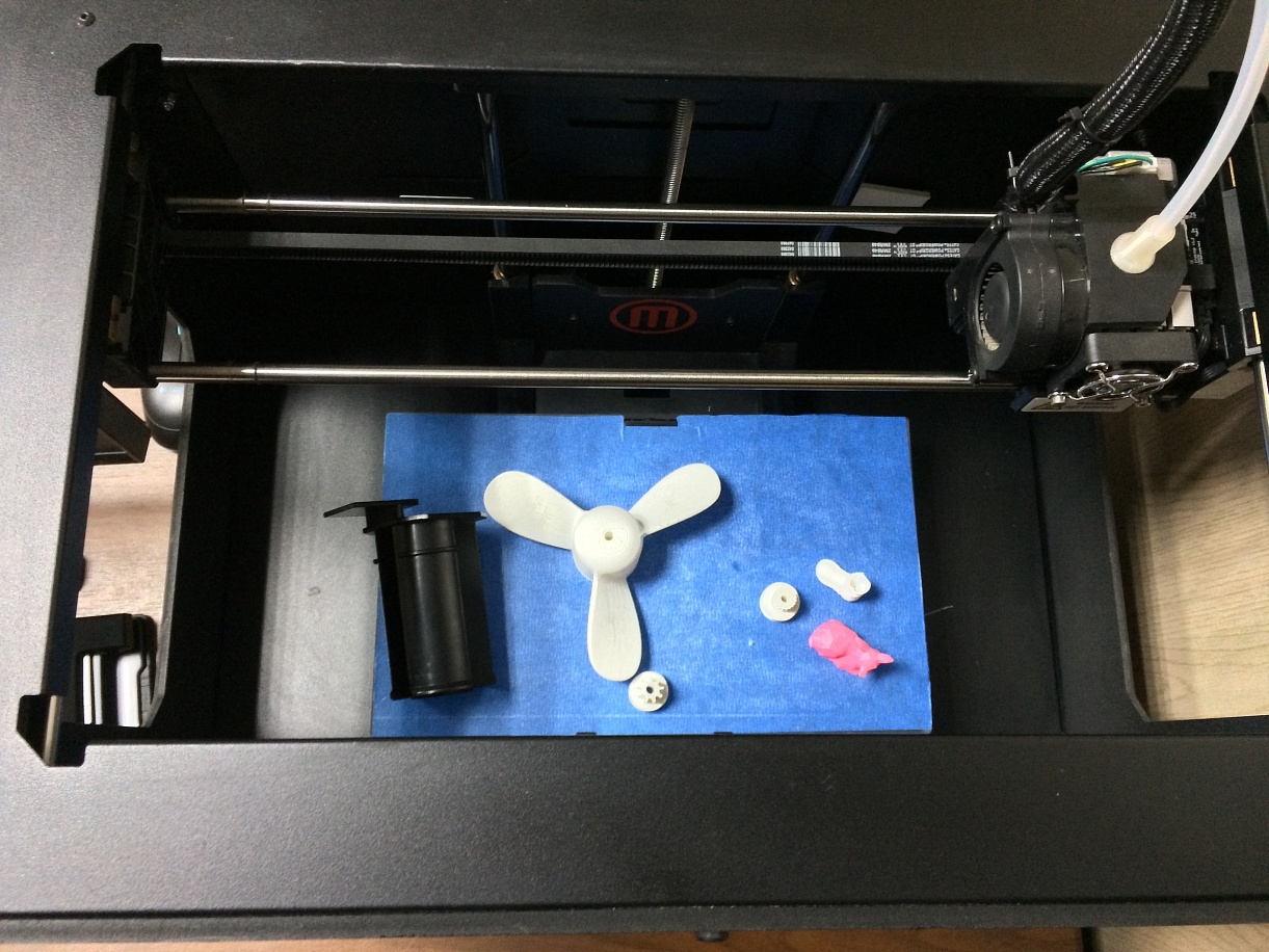 MakerBot Replicator 2 MakerBot Replicator 2