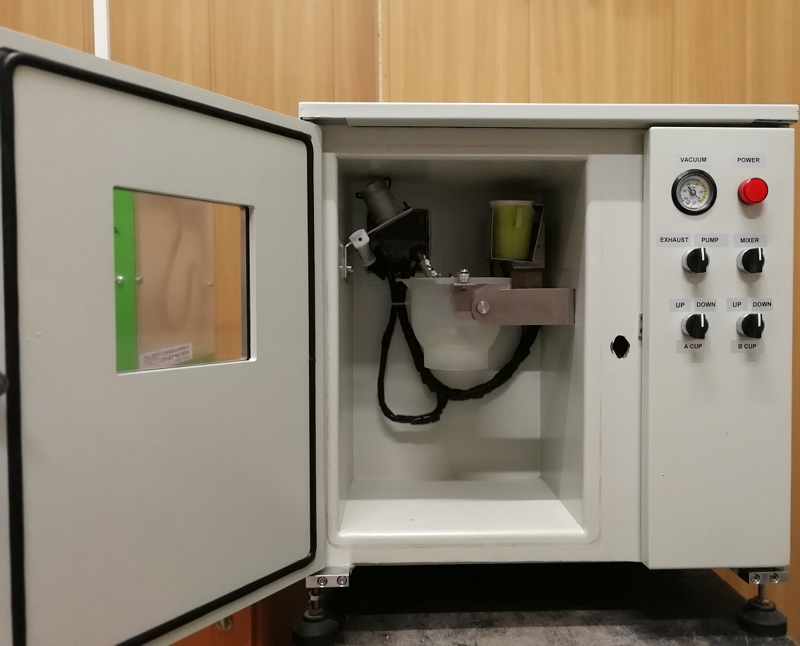 Вакуумная литьевая машина HVC-M