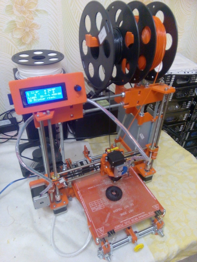 Принтер Prusa I3 с двойным экструдером Принтер Prusa I3 с двойным экструдером