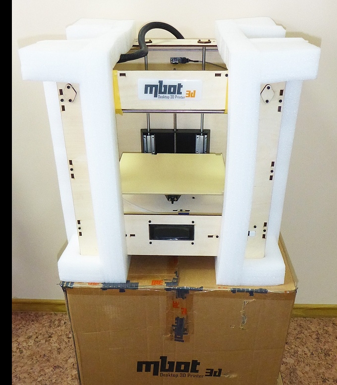 Продам новый 3D принтер MBot Cube Plywood SH