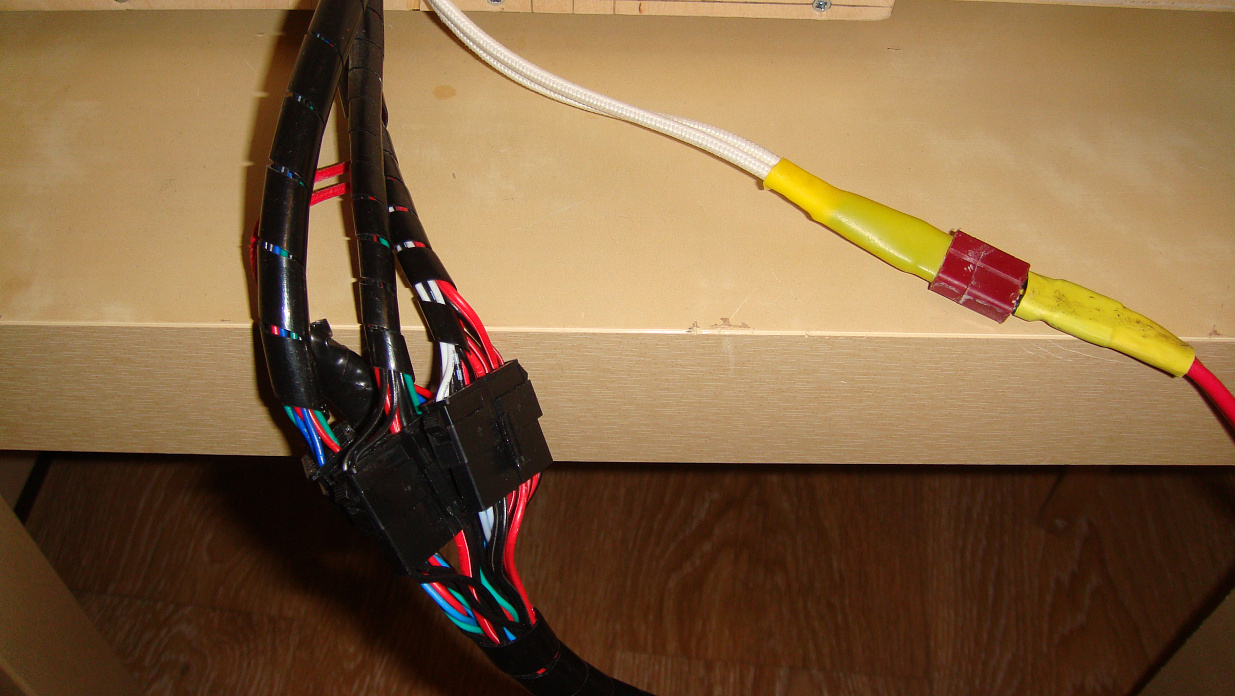 Продам 3D принтер Micromake C1 переделан полностью на рельсы (5хMGN12H)