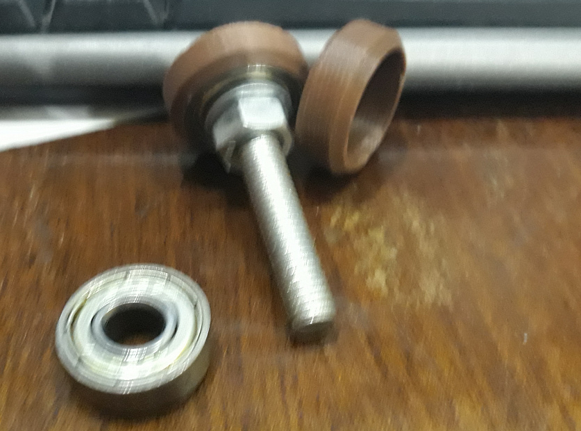 608ZZ rulmanlı V-SLOT tekerlek (Plastik Aparattır!!!)